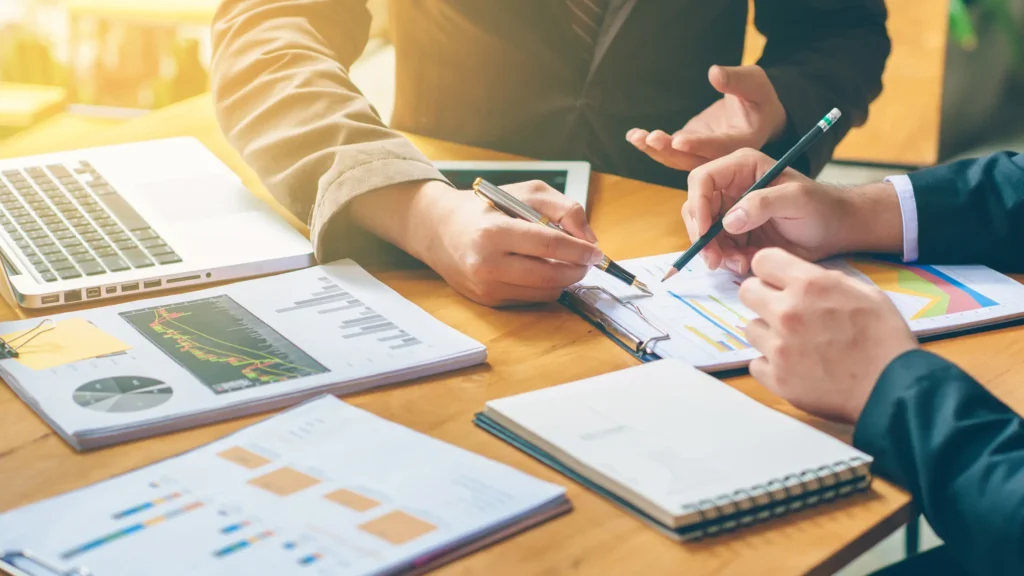 Sinkom in Business Environments