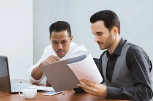 How a Tagalog Translation Company Helps You Connect with Filipino Audiences 